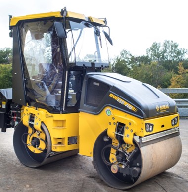 Użytkowanie i ergonomia: Jakie udogodnienia oferują walce BOMAG operatorom?